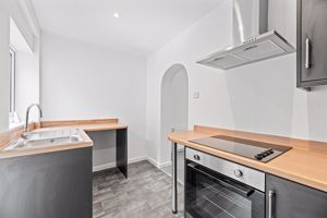 Kitchen- click for photo gallery